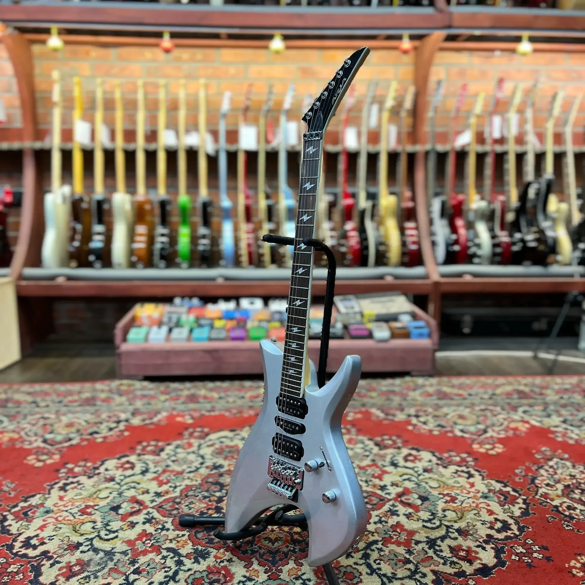 Изображение №9