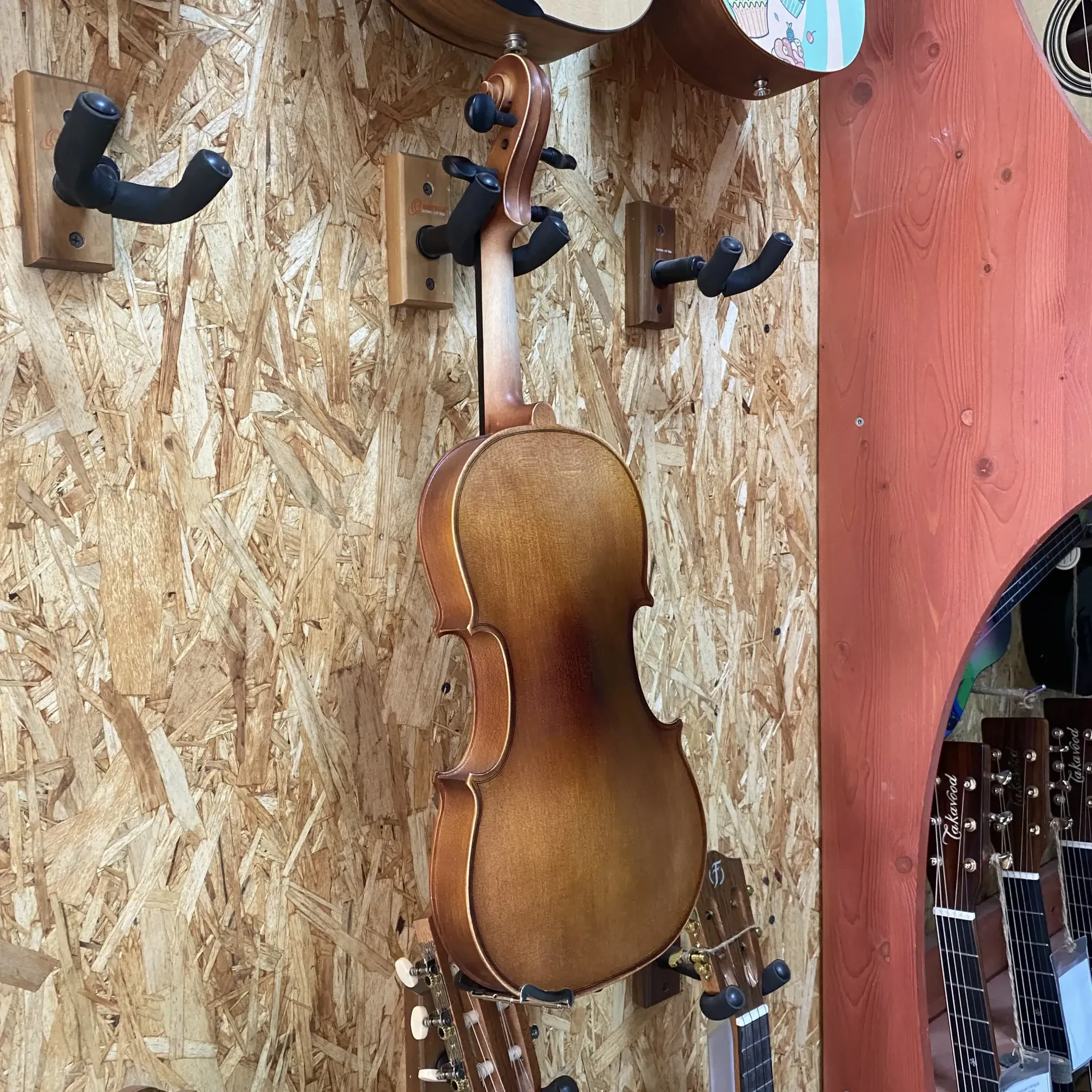 Изображение №5