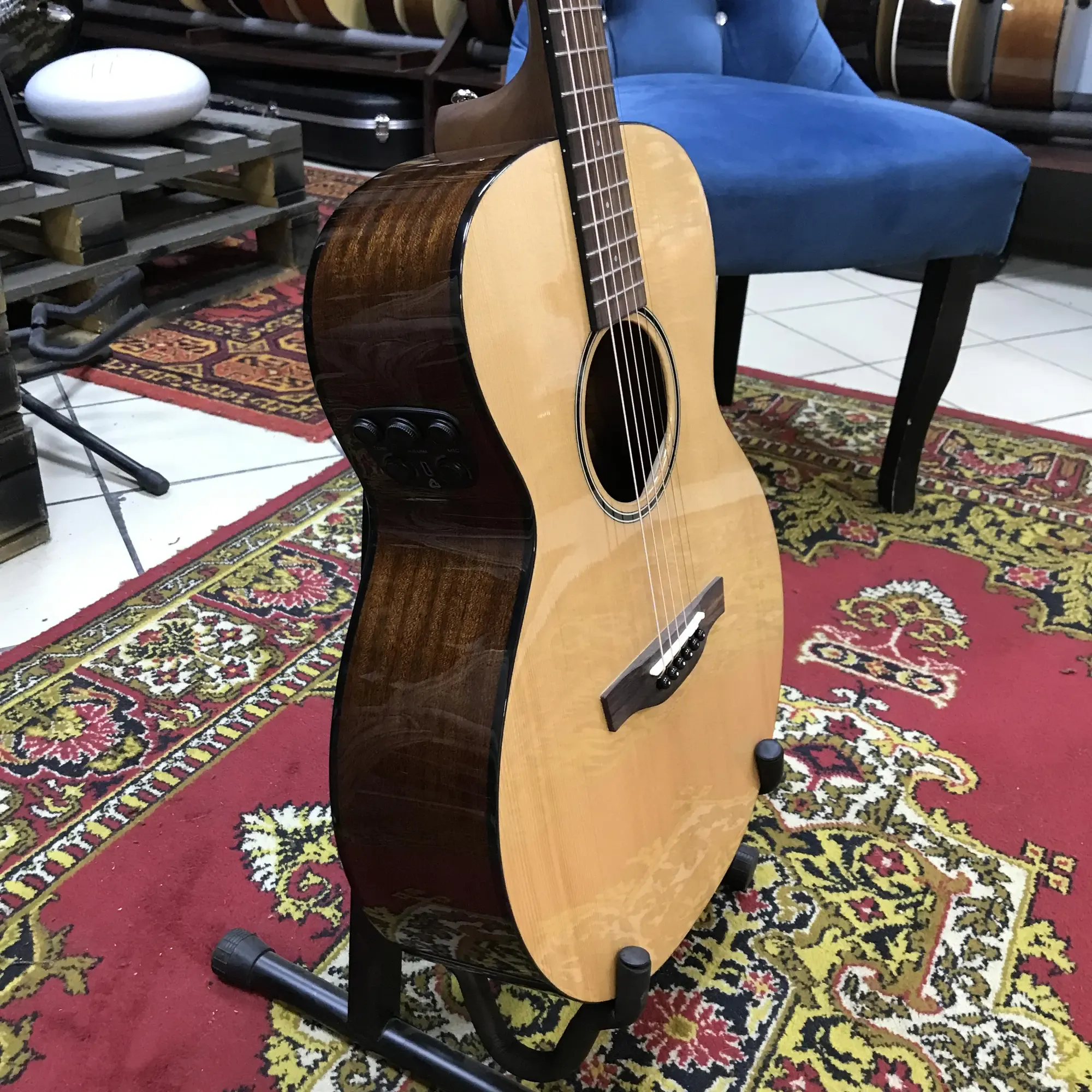 Изображение №7