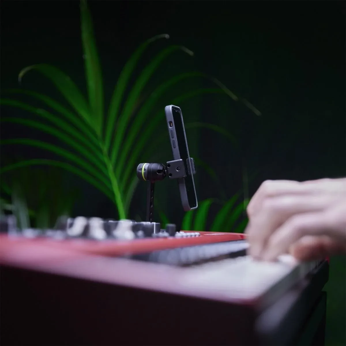 Изображение №7