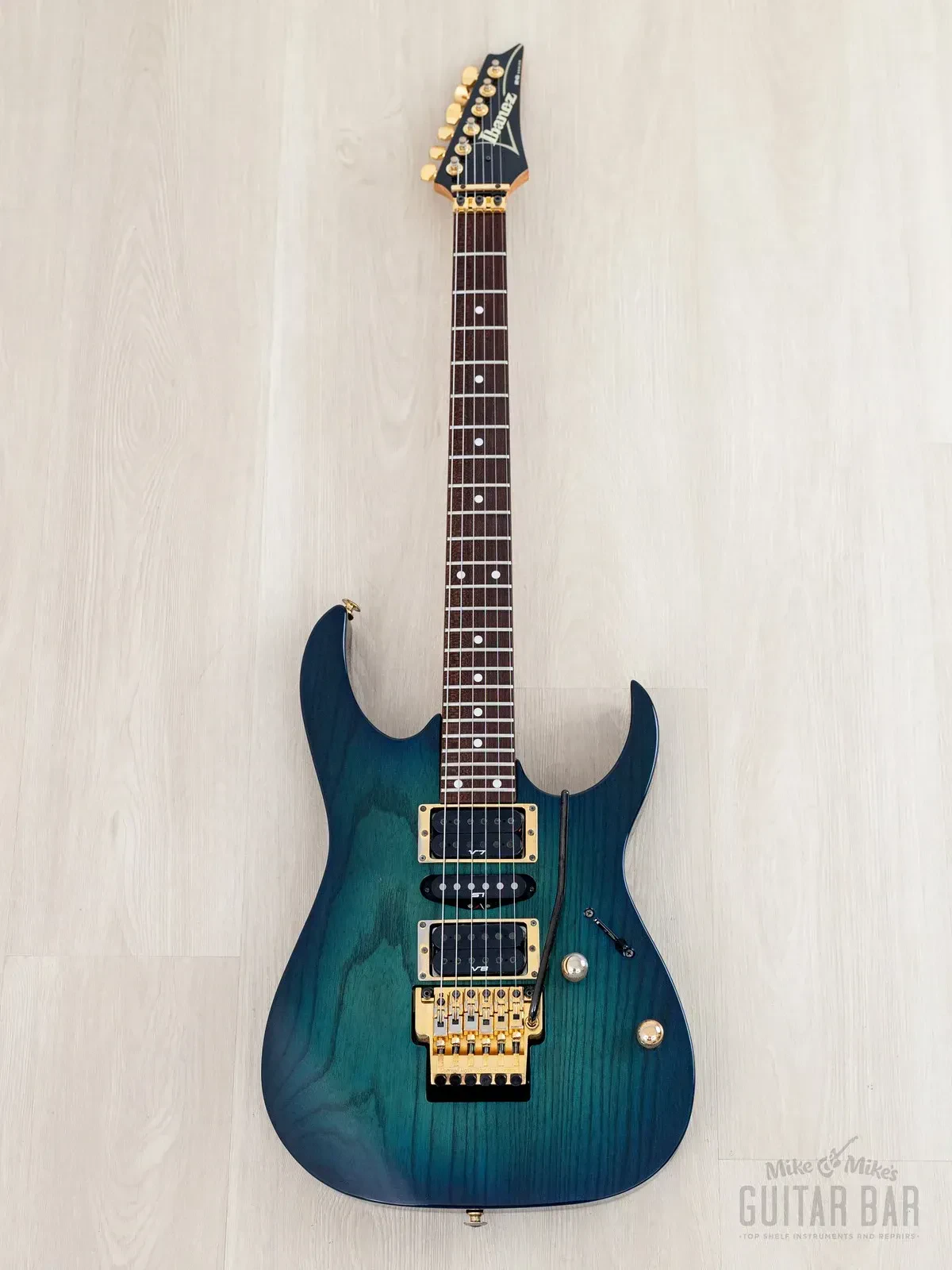 Электрогитара Ibanez RG670 HSH Royal Blue Sunburst w/gigbag Japan 1994