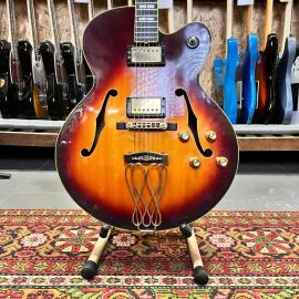 Электрогитара полуакустическая Yamaha AE1200S HH Archtop Sunburst w/Case Japan 1985