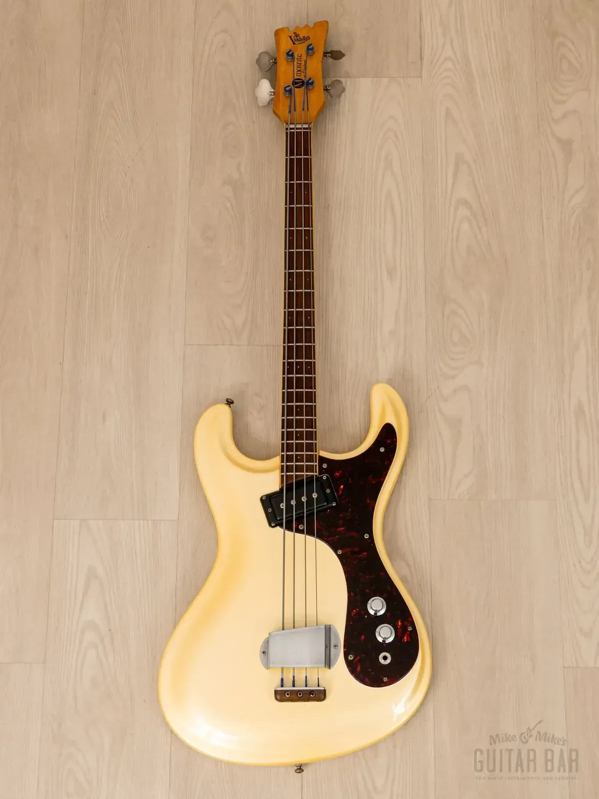 Бас-гитара Mosrite Ventures Model S Pearl White w/case USA 1966