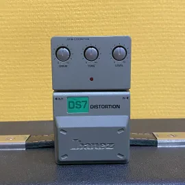 Педаль эффектов для электрогитары Ibanez DS7 Distortion China 2000s