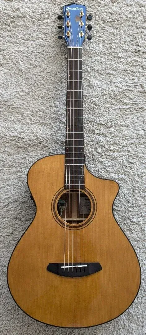 Электроакустическая гитара Breedlove Performer Pro Concertina CE Aged Toner