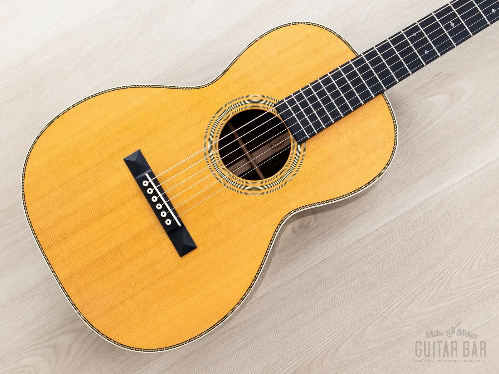 2018 Martin Vintage Series 00-28VS Herringbone Acoustic Guitar w/ Case & Tags