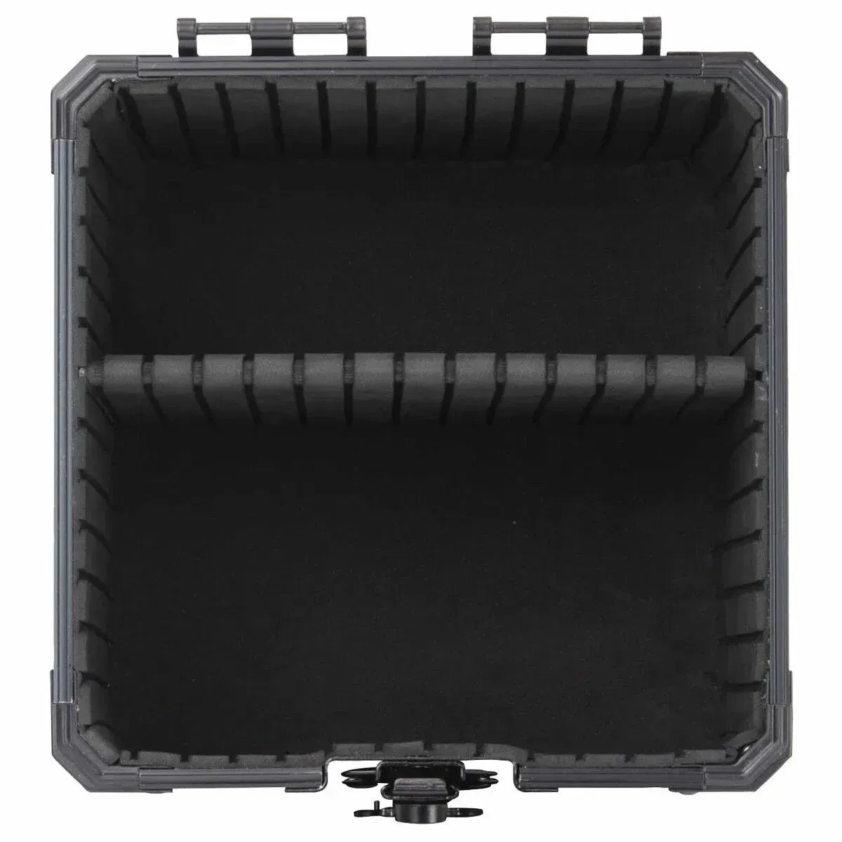 Изображение №6