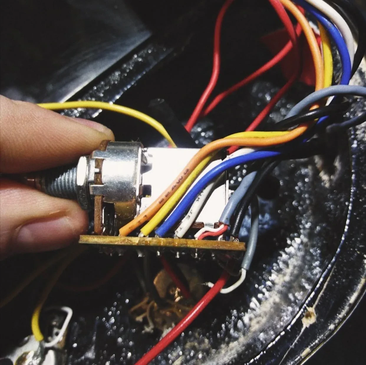 Ремонт гитар в Санкт-Петербурге - 6