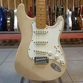 Электрогитара Fender Stratocaster Standard SSS Vintage White Mexico 1996