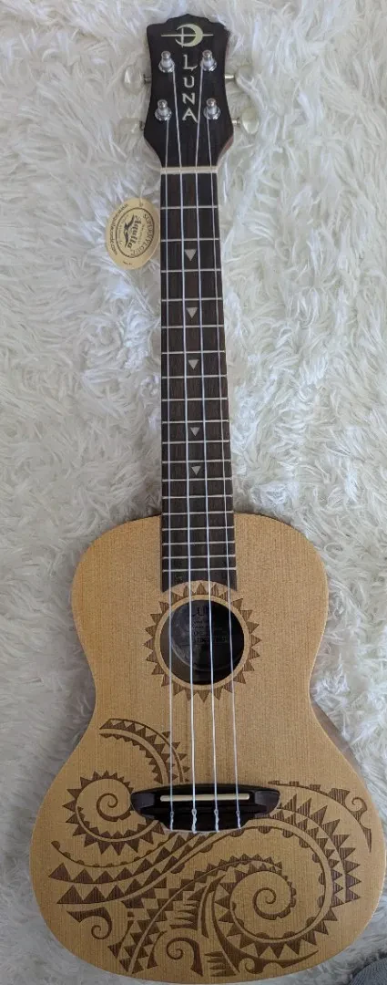 Luna Guitars Luna UKE TC SPR Tattoo Concert Size Spruce Top Mahogany Body Ukulele