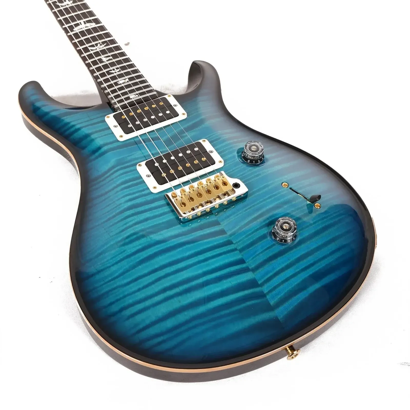 Изображение №6