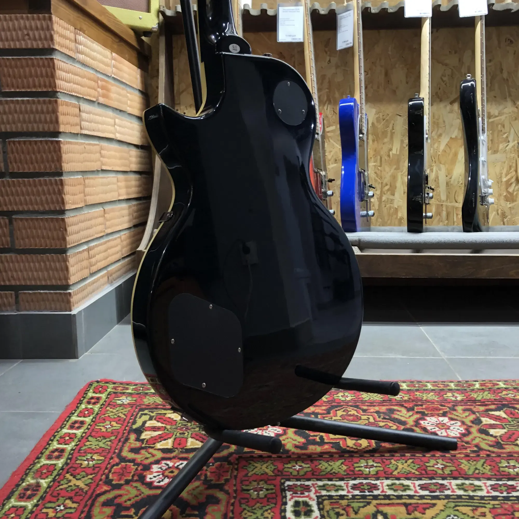 Изображение №11