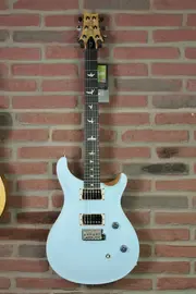 PRS CE24 Satin Ltd, Ebony Fingerborard, Powder Blue