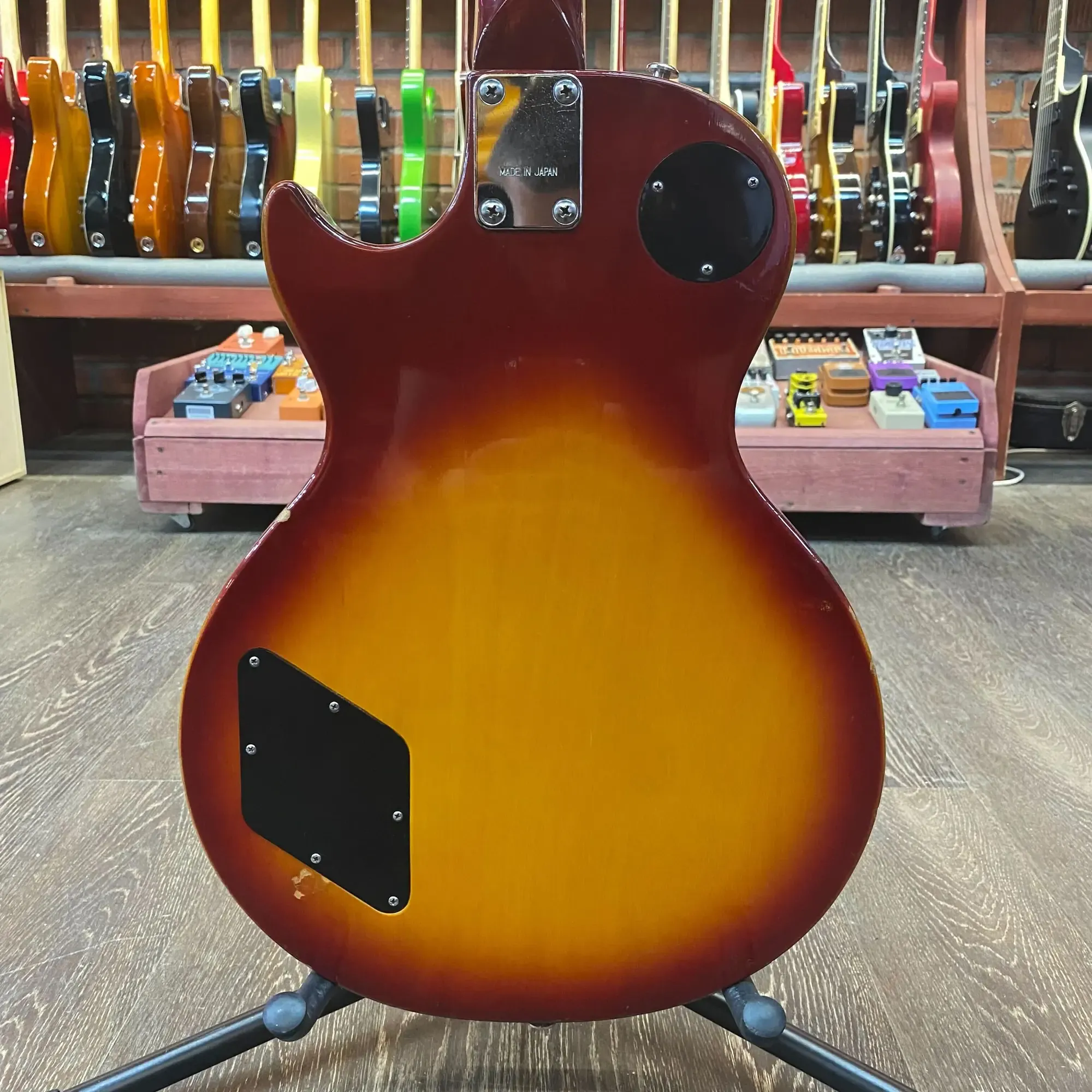 Изображение №6