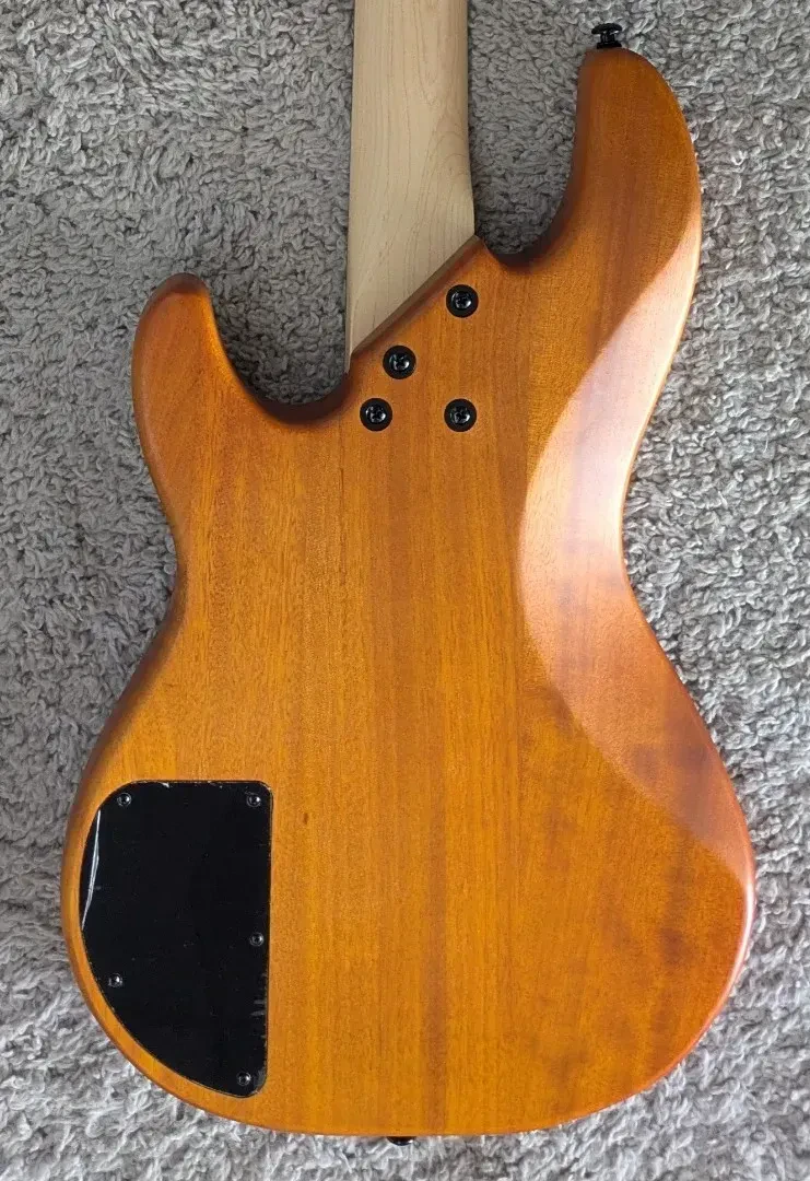 Изображение №5