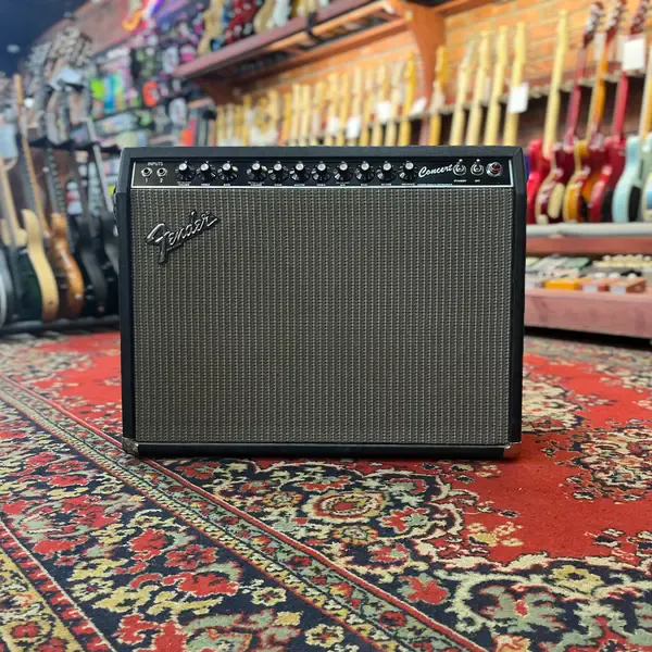 Комбоусилитель для электрогитары Fender Concert II 2-Channel 120-Watt 2x12" USA 1990s