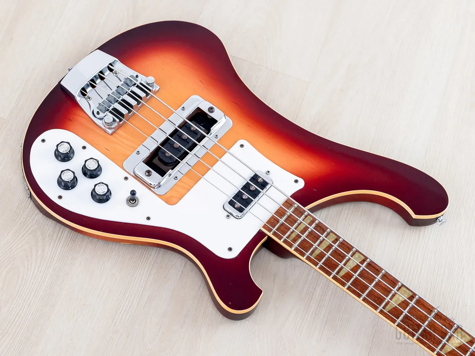 Изображение №9