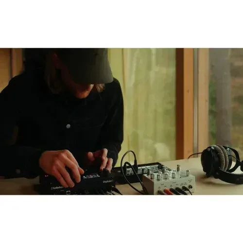 Изображение №7