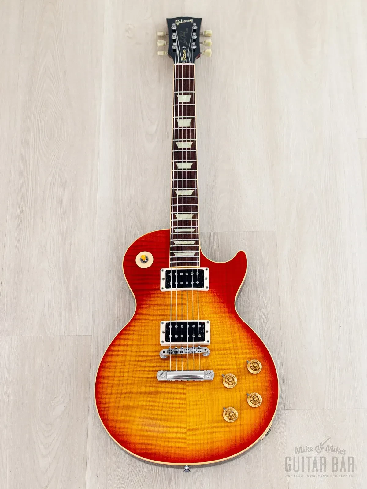 Электрогитара Gibson Les Paul Classic Premium Plus HH Heritage Cherry Sunburst w/case USA 1996