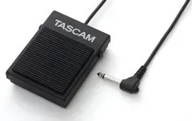 Напольный переключатель Tascam RC-1F для управления Model 24, TA-1VP, DP-008EX