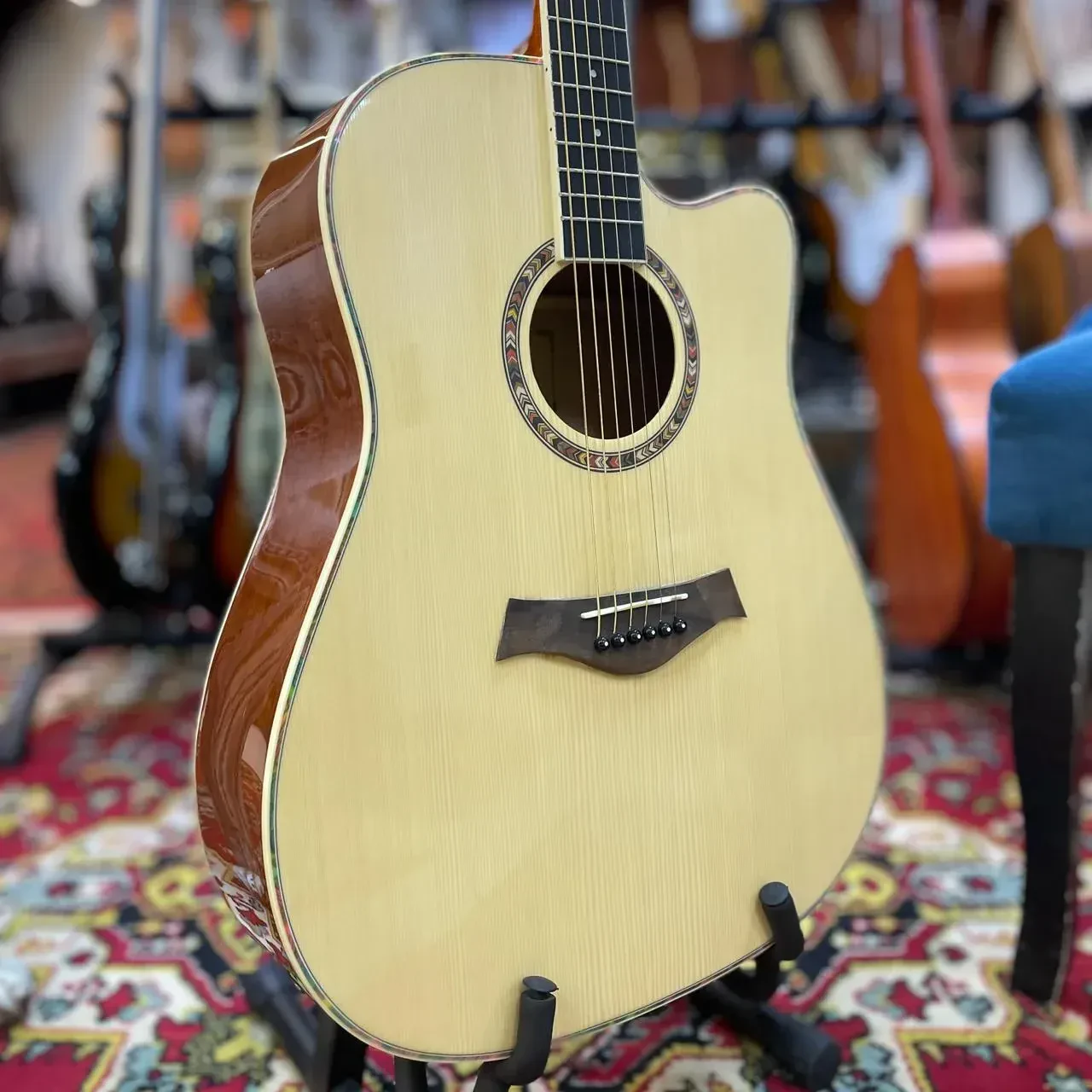 Изображение №6