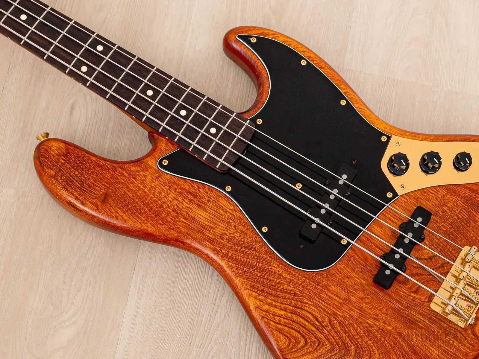 Изображение №6