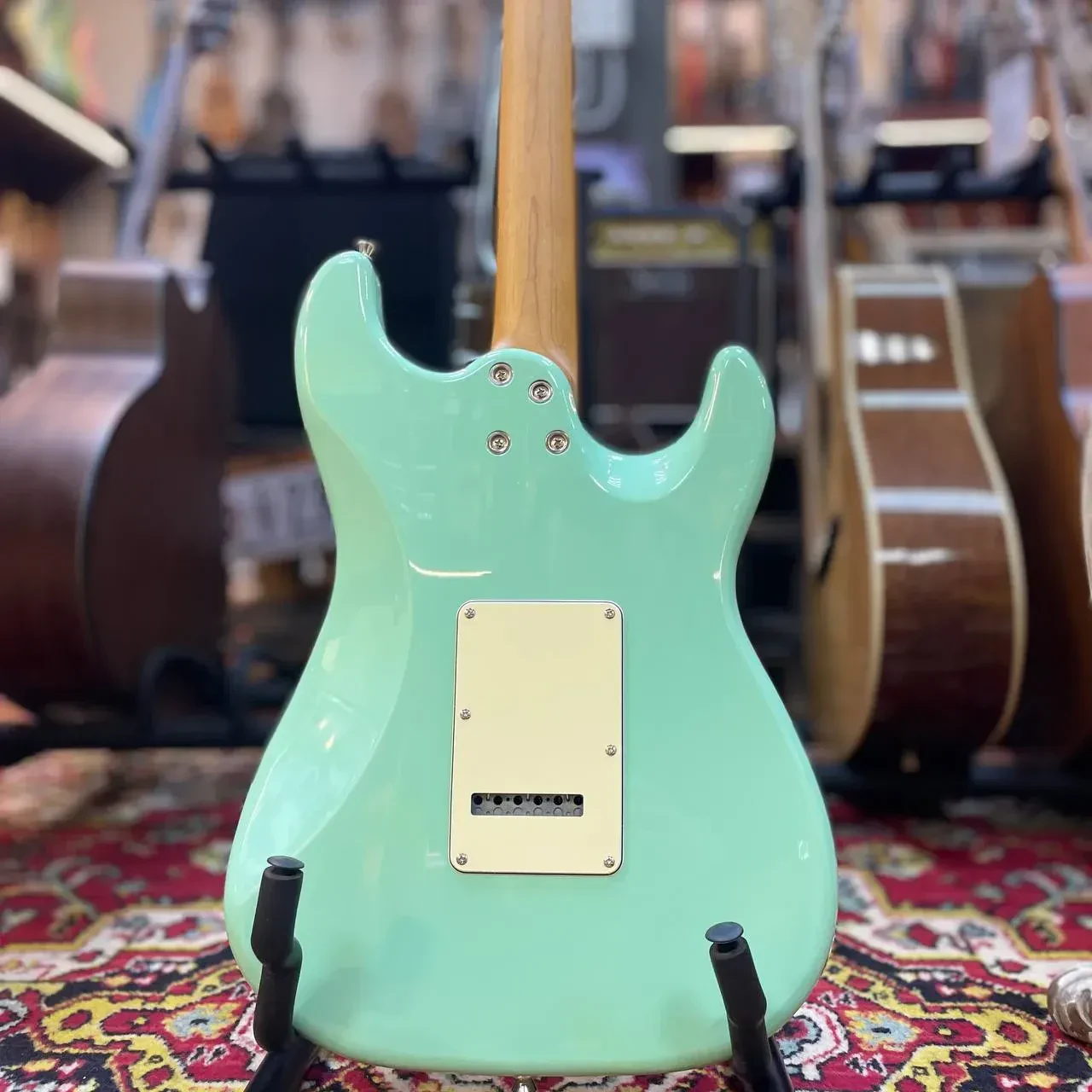 Изображение №11