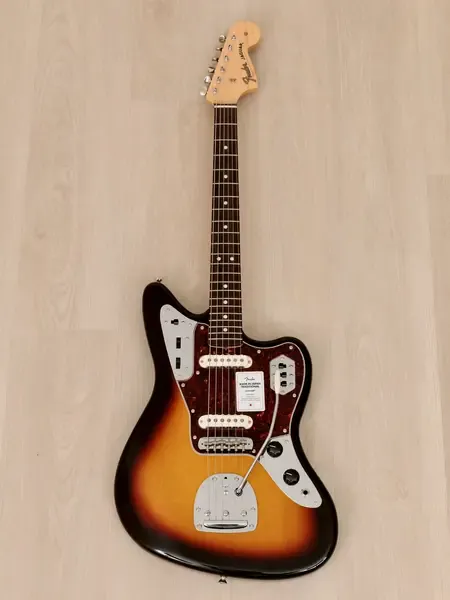 Электрогитара Fender Traditional 60s Jaguar SS Sunburst w/gigbag Japan 2022