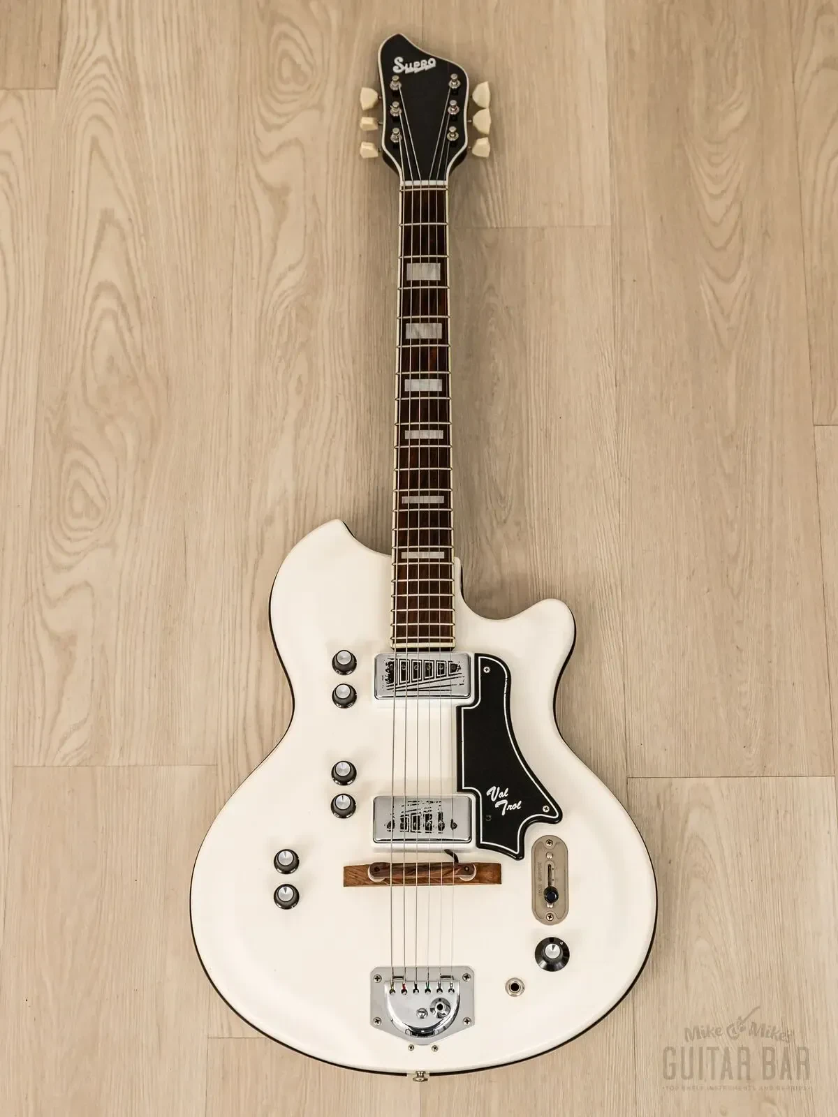 Электрогитара Supro Martinique Val-Trol Resoglass SS Ermine White w/case USA 1965