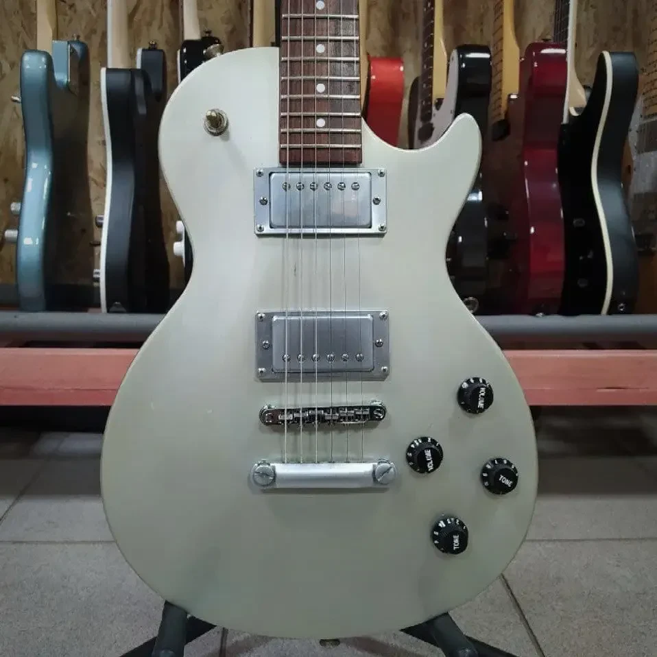 Электрогитара Charvel Refinement Les Paul HH Silver Japan 2 1990s
