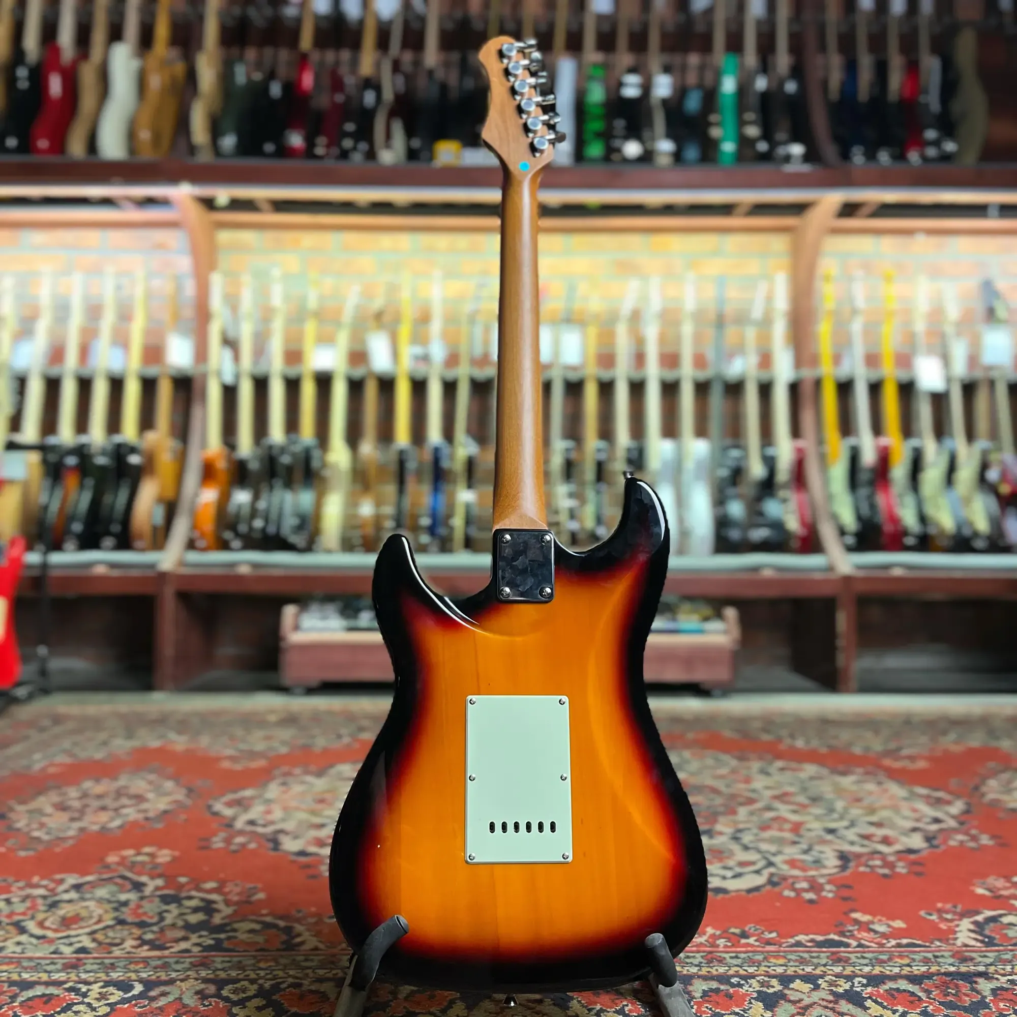 Изображение №4