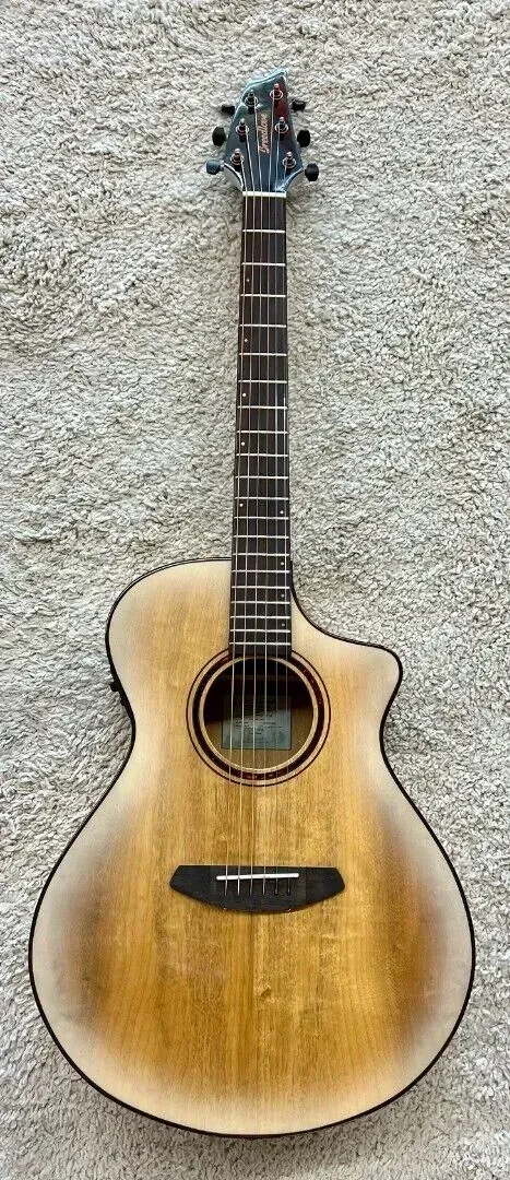 Электроакустическая гитара Breedlove Pursuit Exotic S CE White Sand