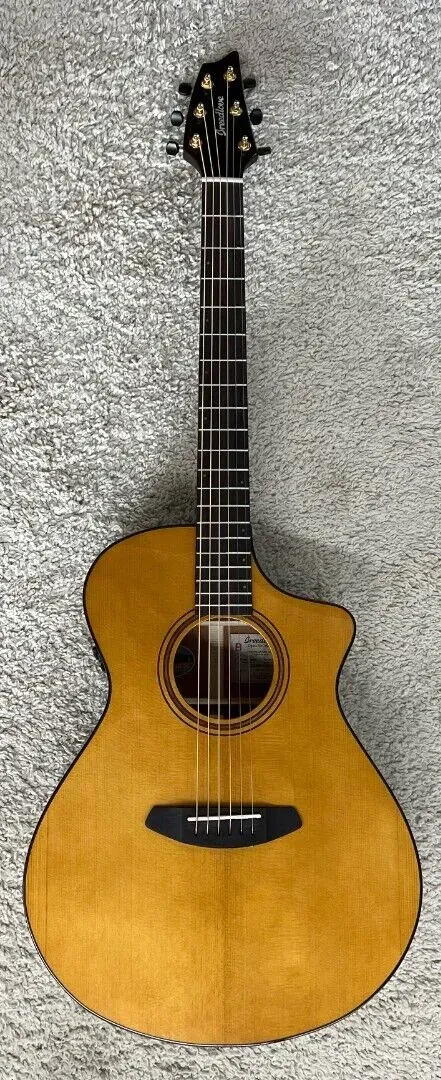 Электроакустическая гитара Breedlove Performer Pro CE Aged Toner с кейсом