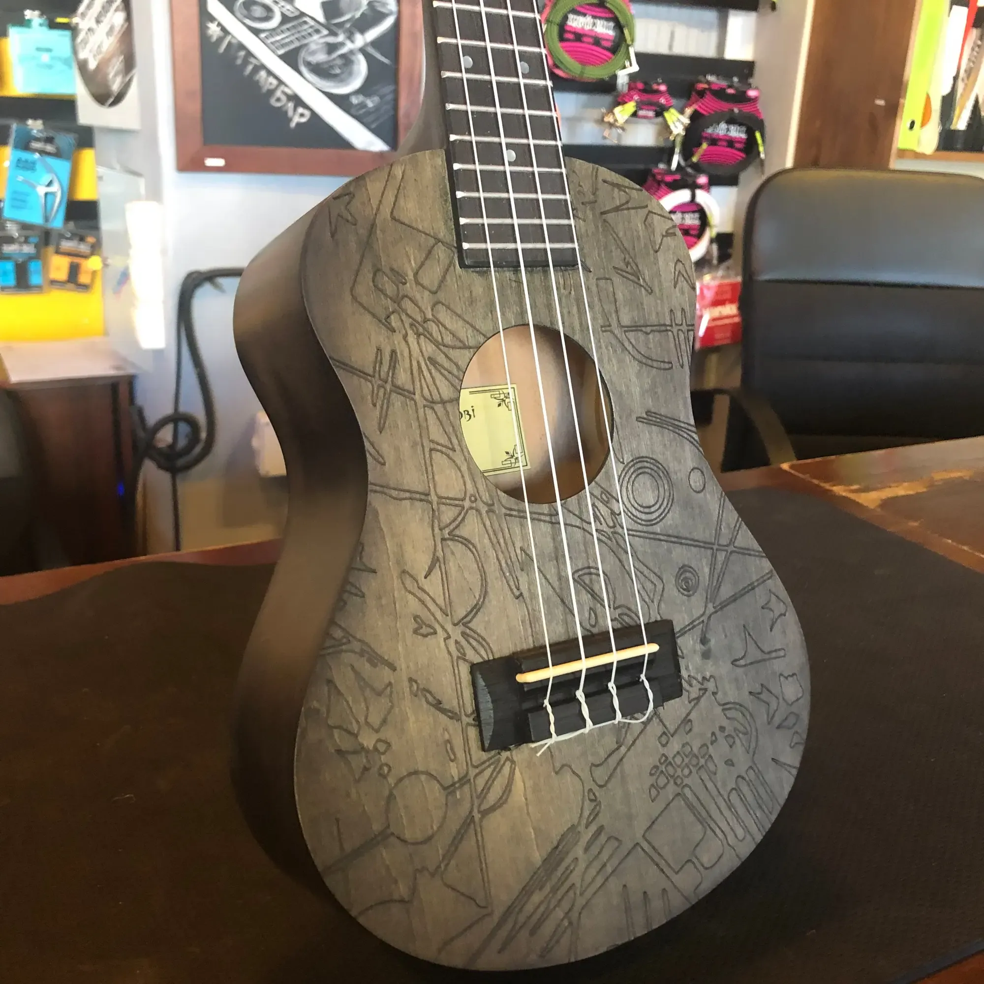 Изображение №6