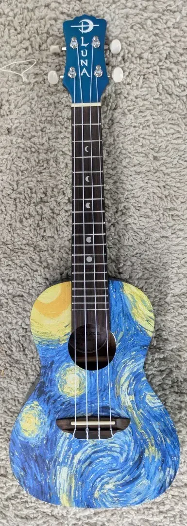 Luna UKE STR C Concert Size Starry Night Design Acoustic Ukulele - Sample
