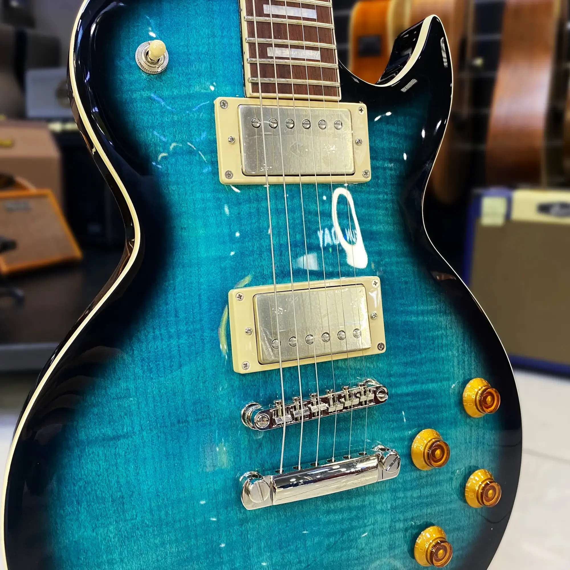 Изображение №7