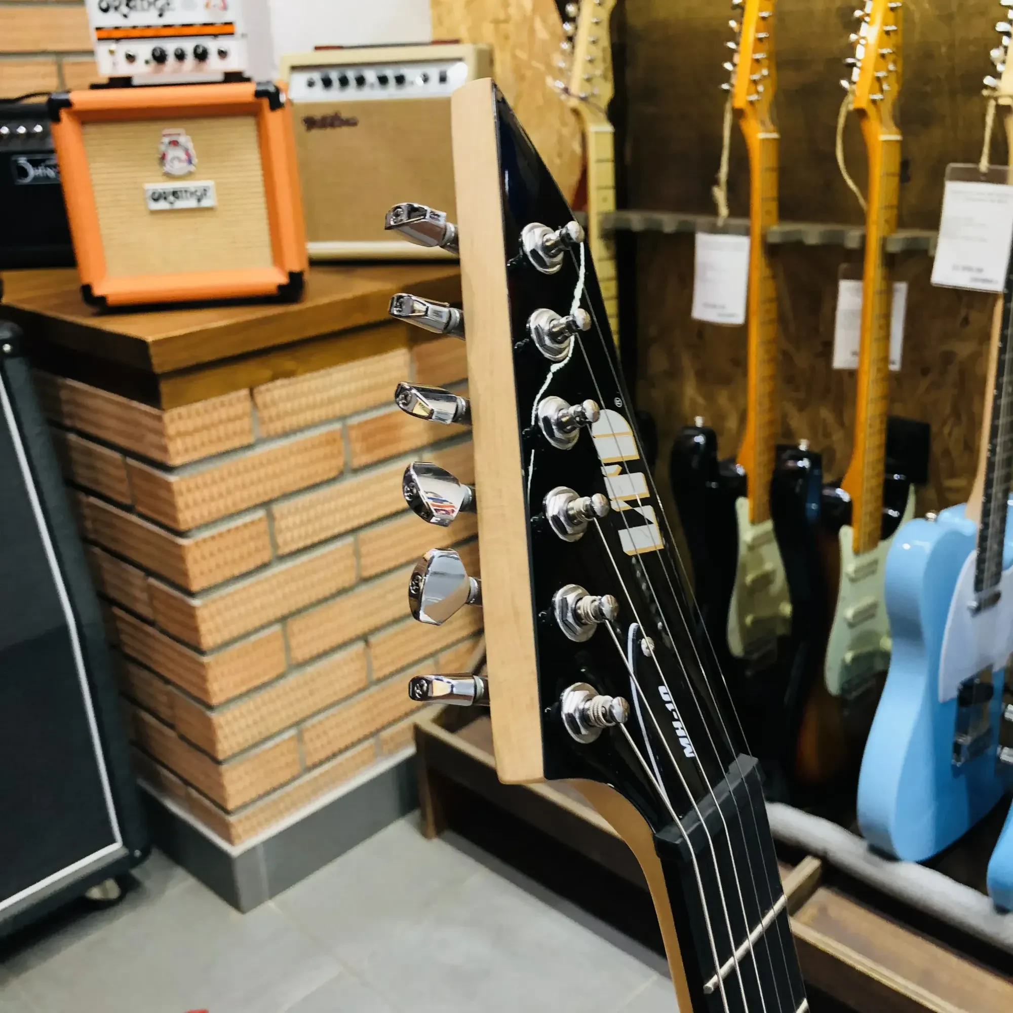 Изображение №8