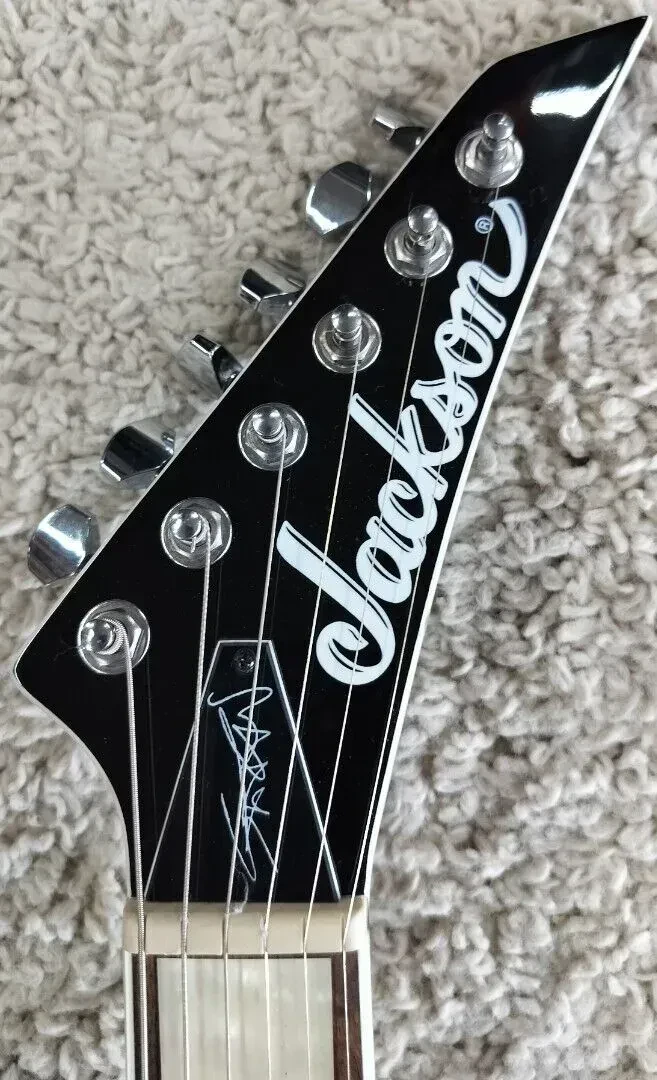 Изображение №4