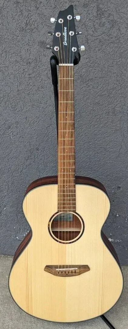 Электроакустическая гитара Breedlove ECO Discovery S Natural