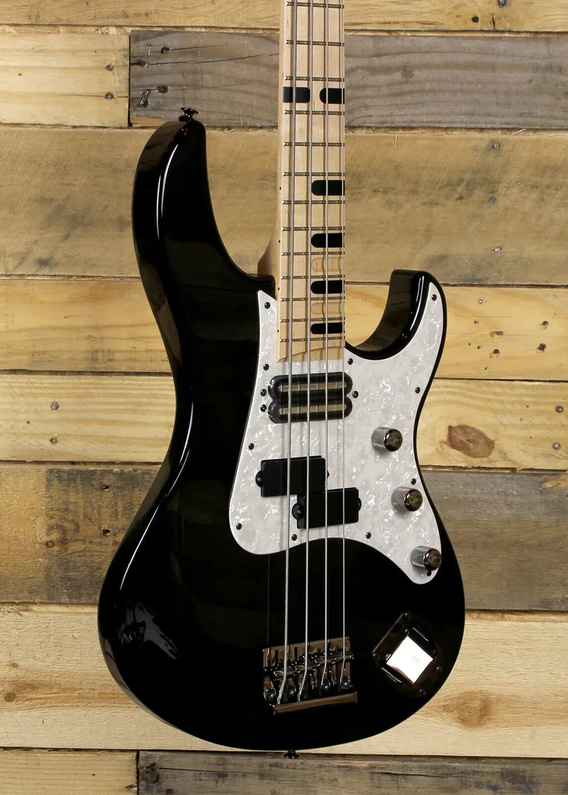 Бас-гитара Yamaha Attitude Limited 3 Billy Sheehan Signature 4-струнная черная