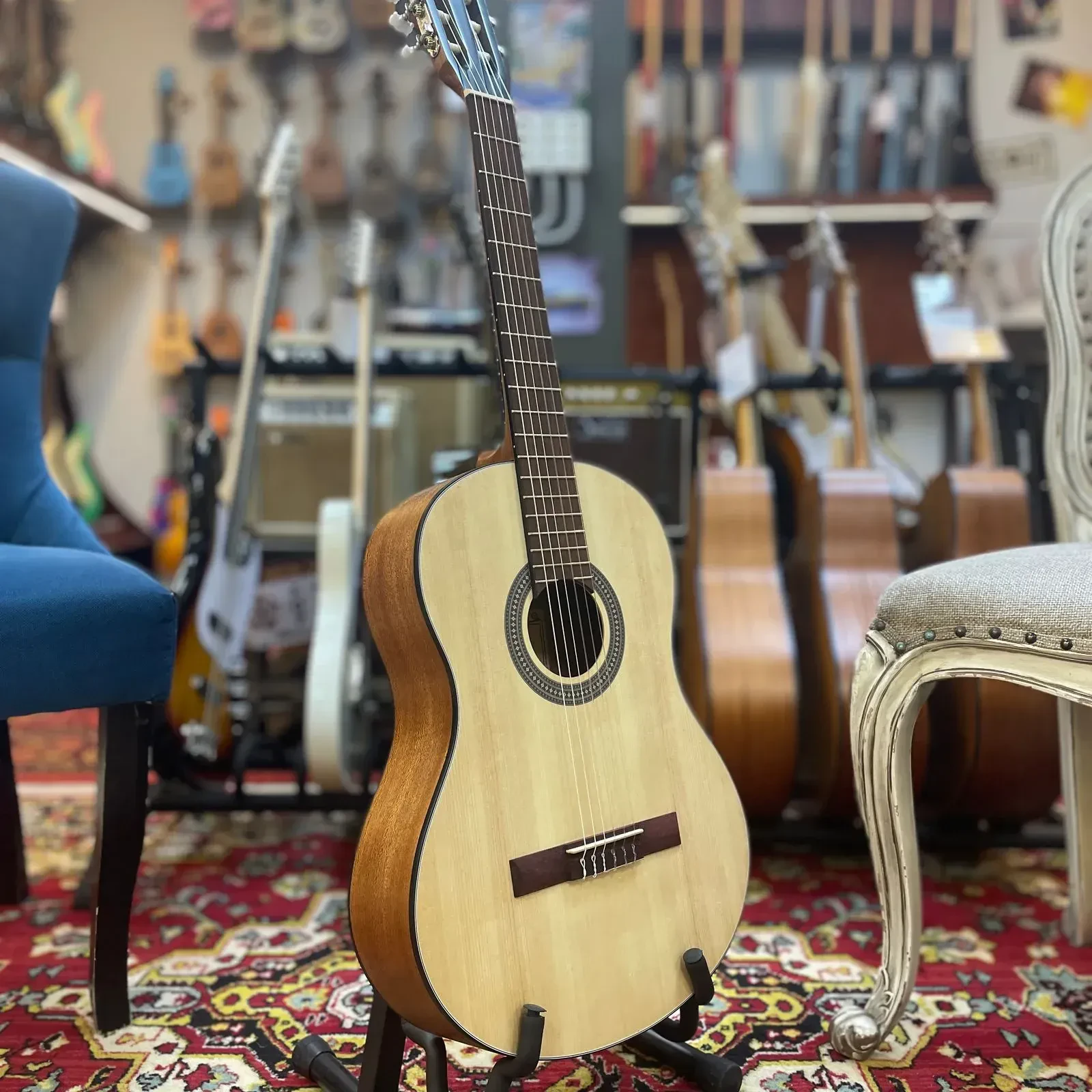 Изображение №4