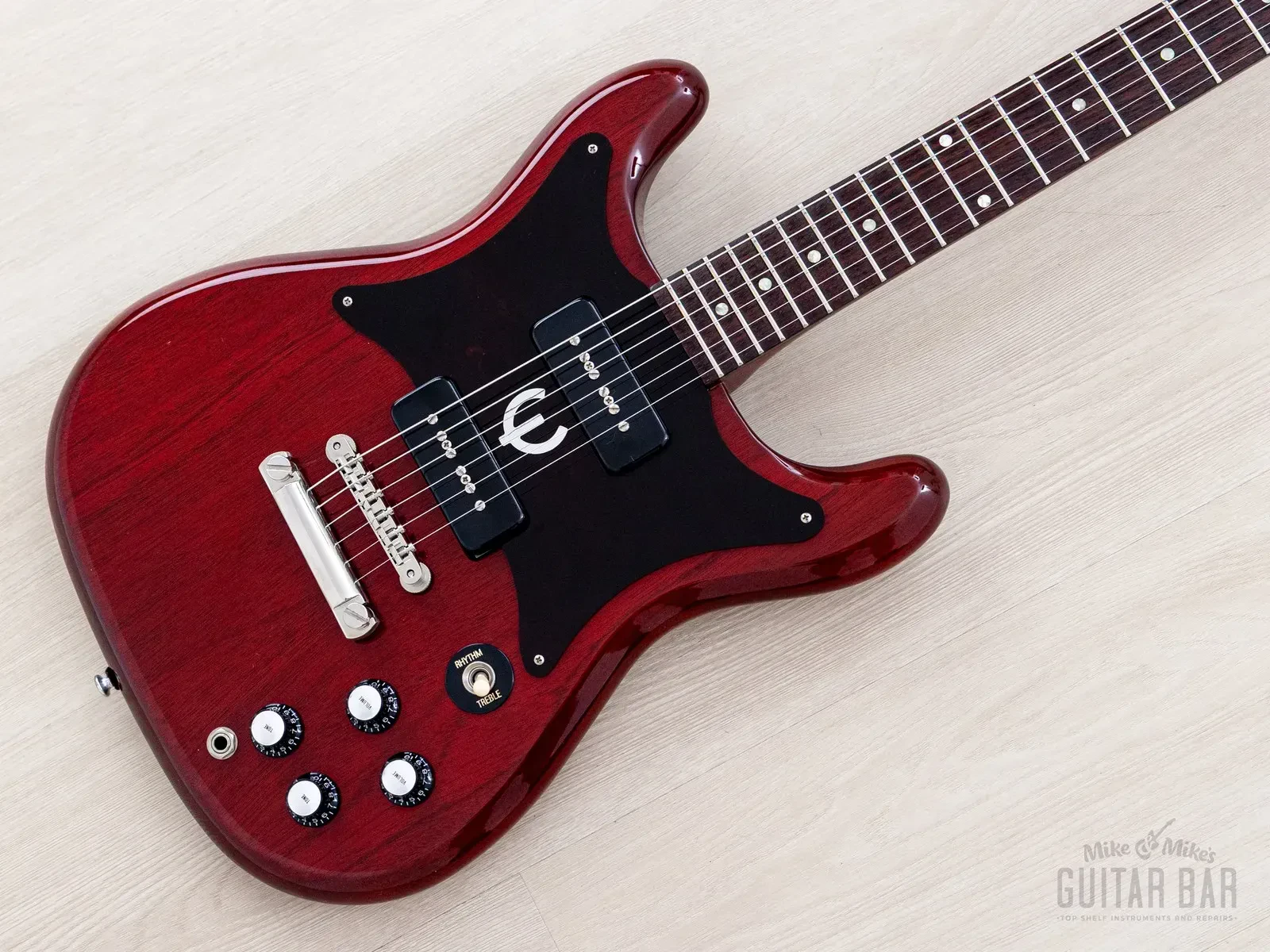 Б/У электрогитара Epiphone Custom USA '62 Wilshire с кейсом