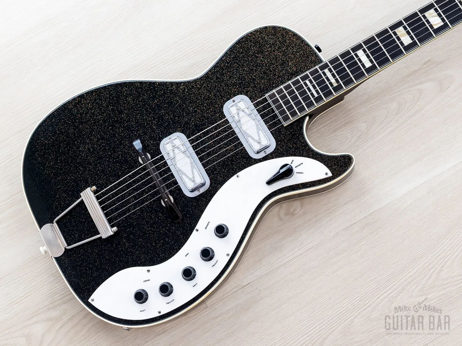 Б/У Электрогитара Silvertone Stratotone Jupiter 1423 1963 с кейсом