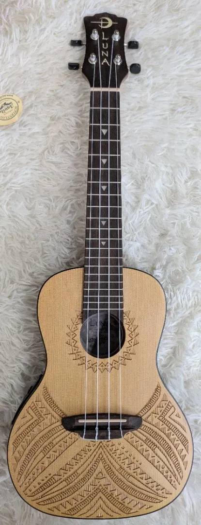 Luna Guitars Luna UKE TAPA SPR Luna Concert Solid Spruce Top Acoustic Electric Ukulele w/ Bag