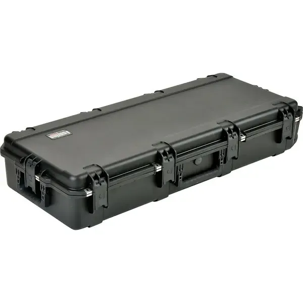 Кейс для акустической гитары SKB Injection Molded Waterproof Acoustic Guitar Case w/ Wheels