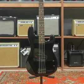 Бас-гитара Fender Precision Bass PB62-72AB Review 2004 japan