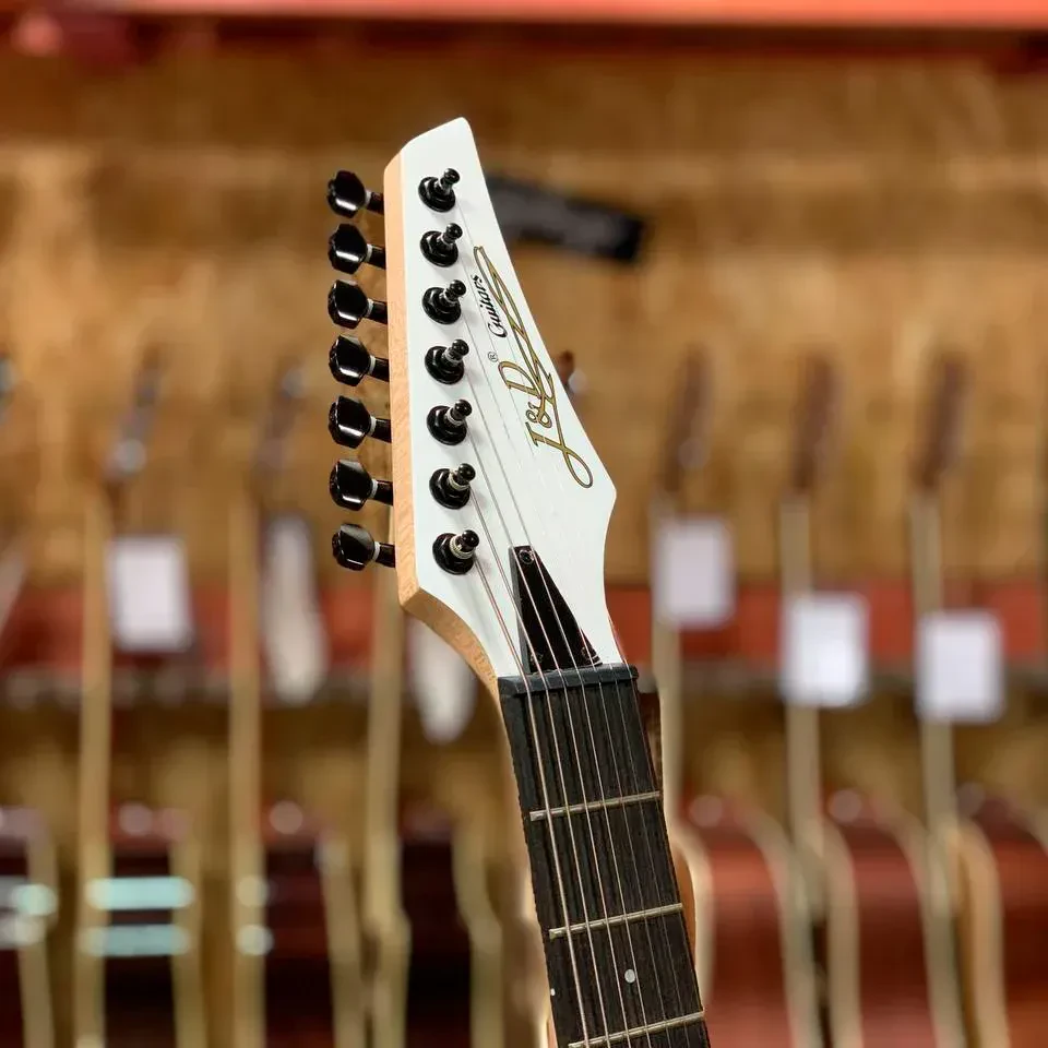 Изображение №6