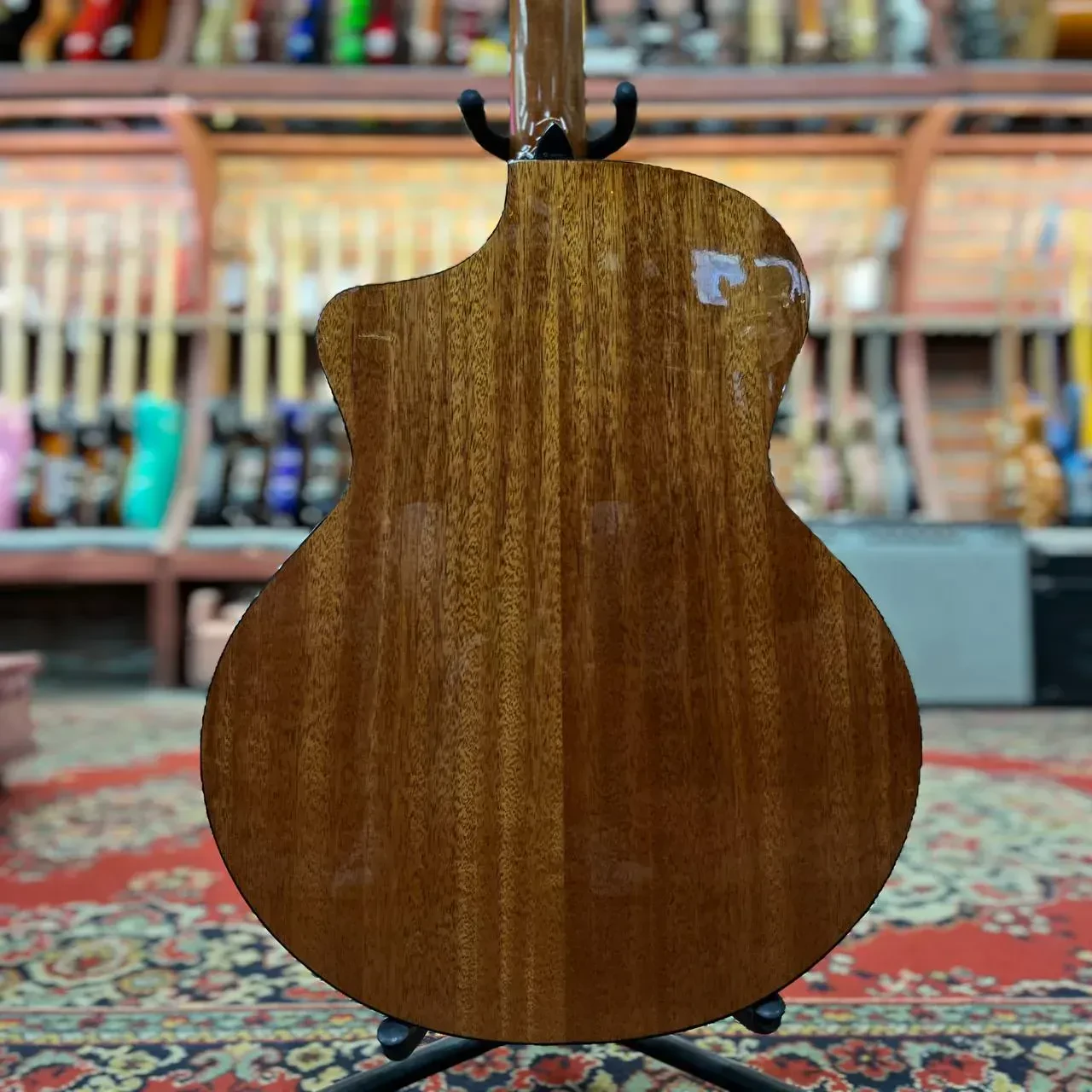 Изображение №6