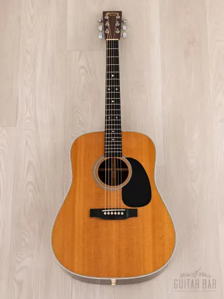 Акустическая гитара Martin Guitars D-28 Standard Series Dreadnought Aging Toner w/case USA 2010