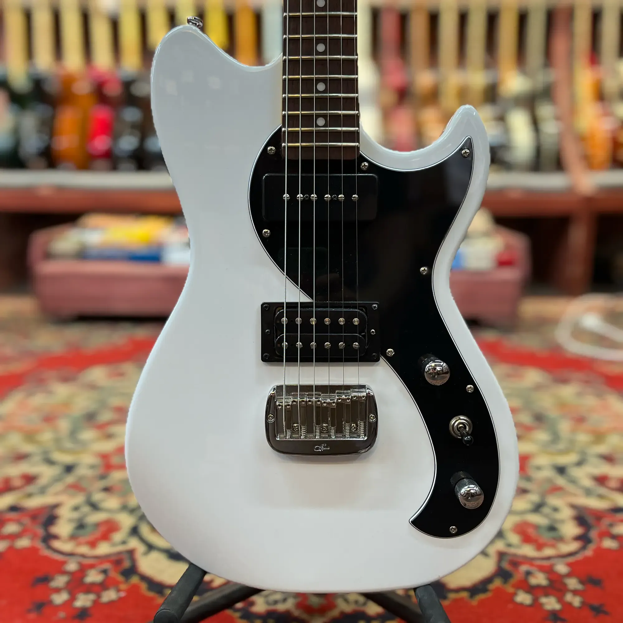Электрогитара G&L Fallout Tribute Series HS White Indonesia w/gigbag 2020